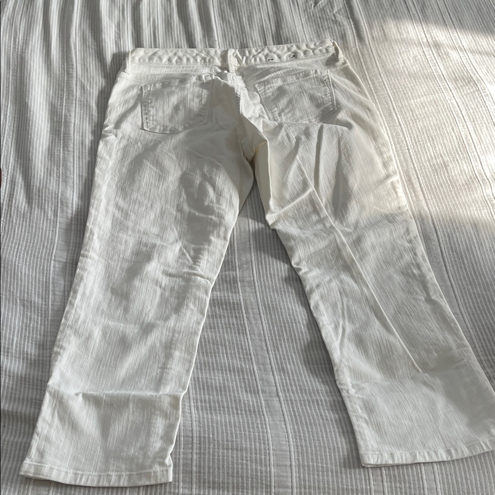 Women's White Jeans - Picture 4 of 4